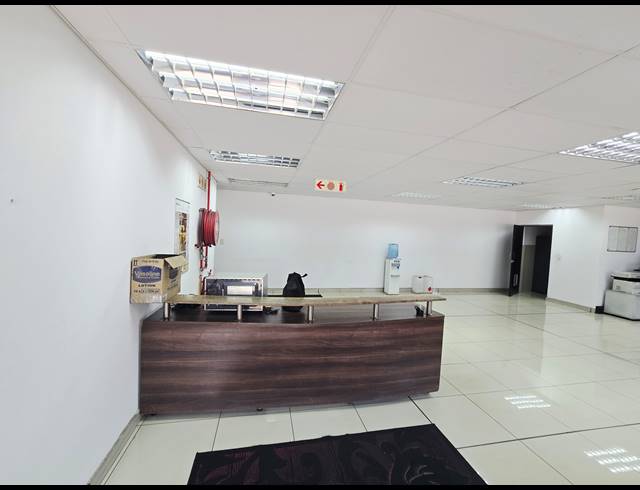1,226M² WAREHOUSE TO LET IN KYA SANDS